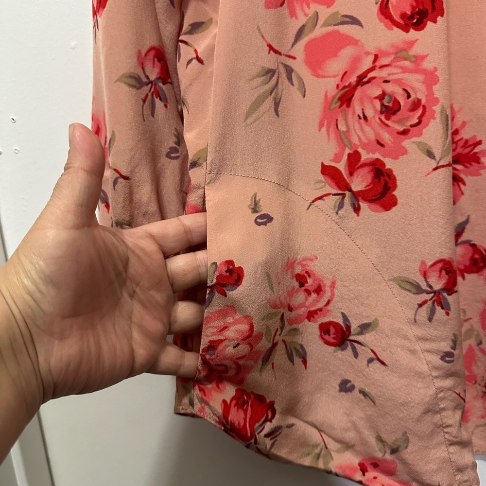 Rebecca Taylor 100%  Silk Rose Print Blouse Sz 8 - Picture 4 of 10